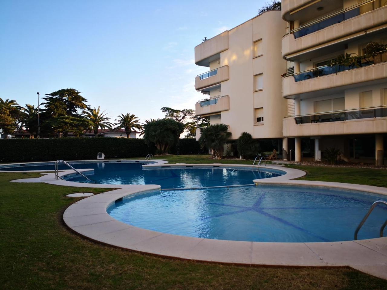 Apartamento Arena Apartment ซีเจส ภายนอก รูปภาพ
